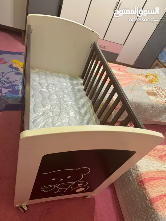 أغراض متنوعة بحال الجديد للبيع