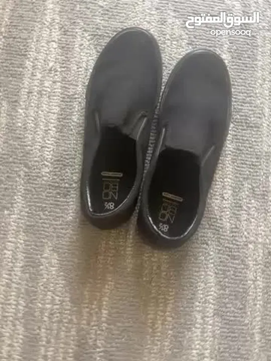 Title: No Boundaries Black Shoes – Size 8.5 – Memory Foam, Vans Style