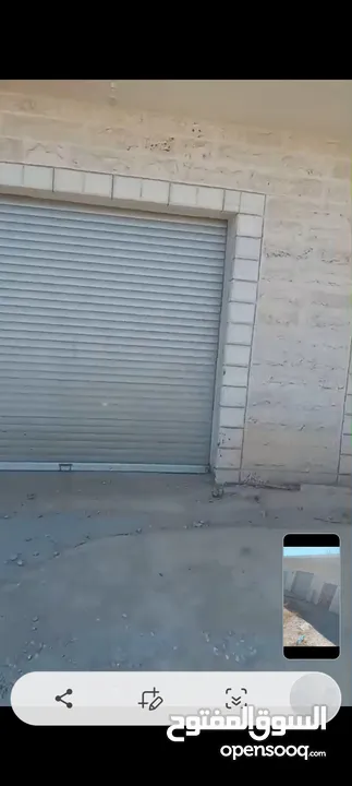 محلا ت على الشارع في بلعين  مساحه 4محلات