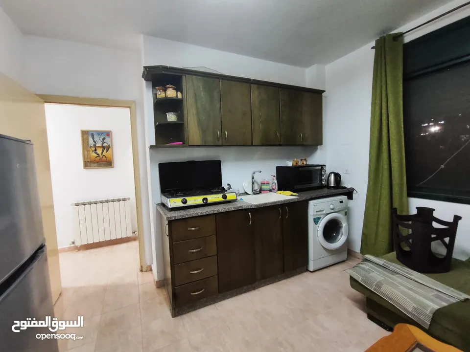 استوديو مفروش راقي للإيجار – عين مصباح  قرب بنك فلسطين المركزي