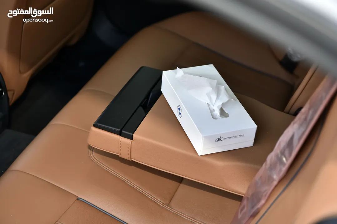 بي ام دبليو الفئة الخامسة بلج ان هايبرد 2019 BMW 530e Plug In Hybrid