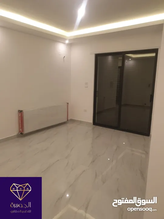 شقة طابق ثاني فخمه ومميزة جديدة لم تسكن لقطه وبسعر مغري جداا عرض خاص أرقى واجمل مناطق خلدا