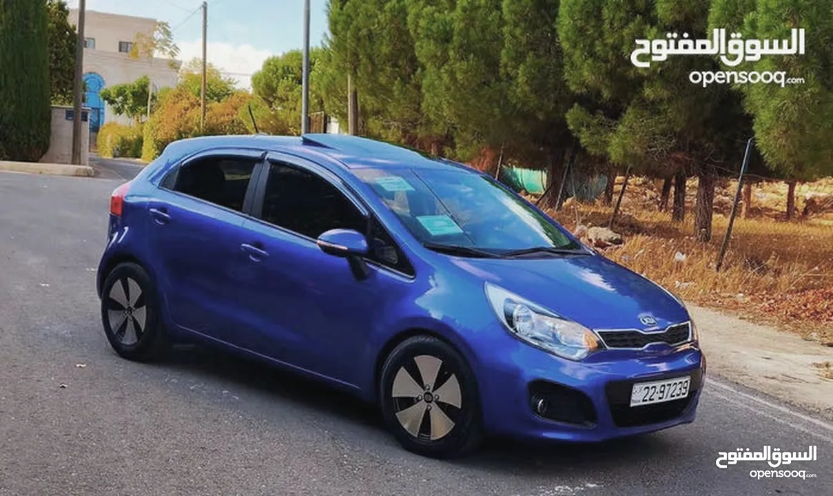 KIA RIO 2012 كيا ريو 2012 هاتش باك فل كامل مع فتحه أعلى مواصفات