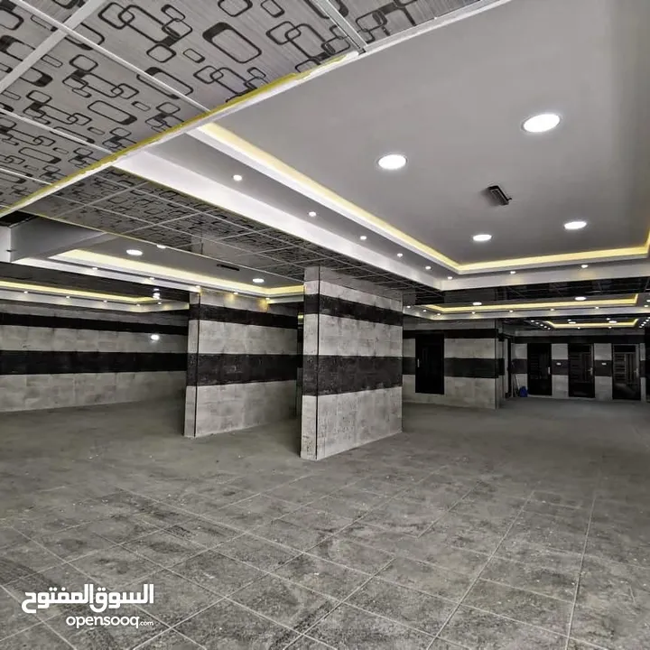 شقه 250 متر  4 نوم للبيع طابق 1 طريق المطار خلف مدارس عالميه