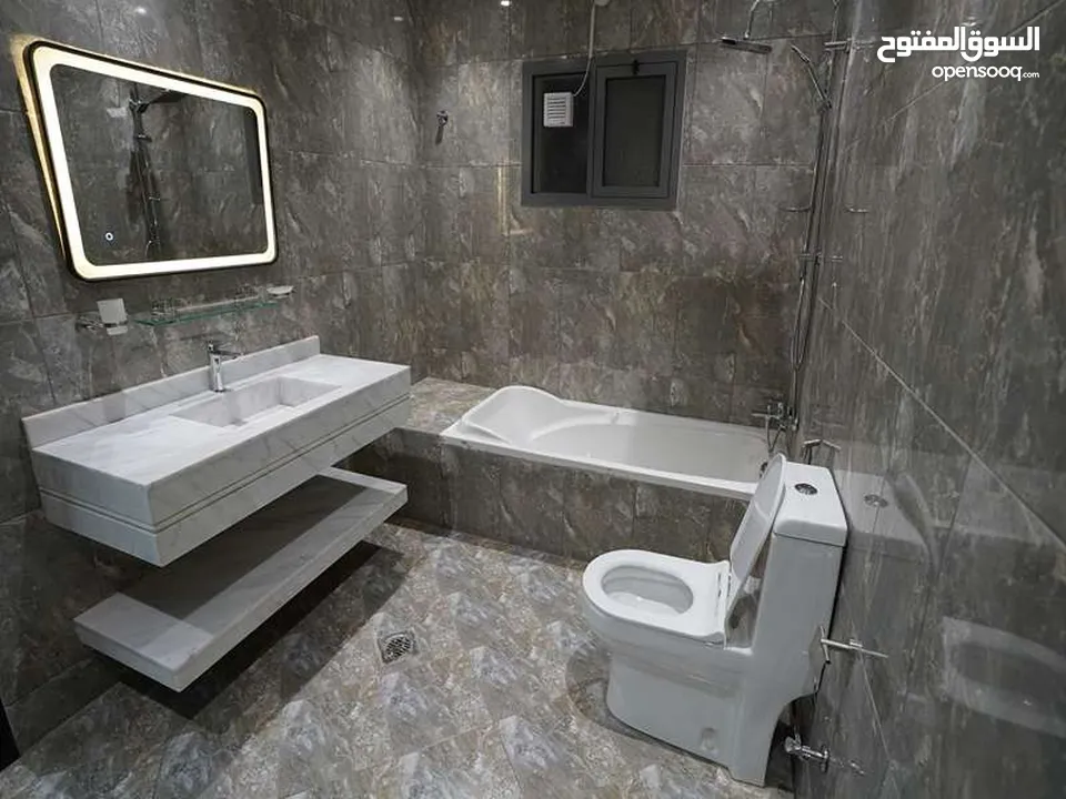 للبيع فيلا 7غرف.بمنطقه شرقان . لوكيشن مميز.مساحه واسعه .استلام فورى.