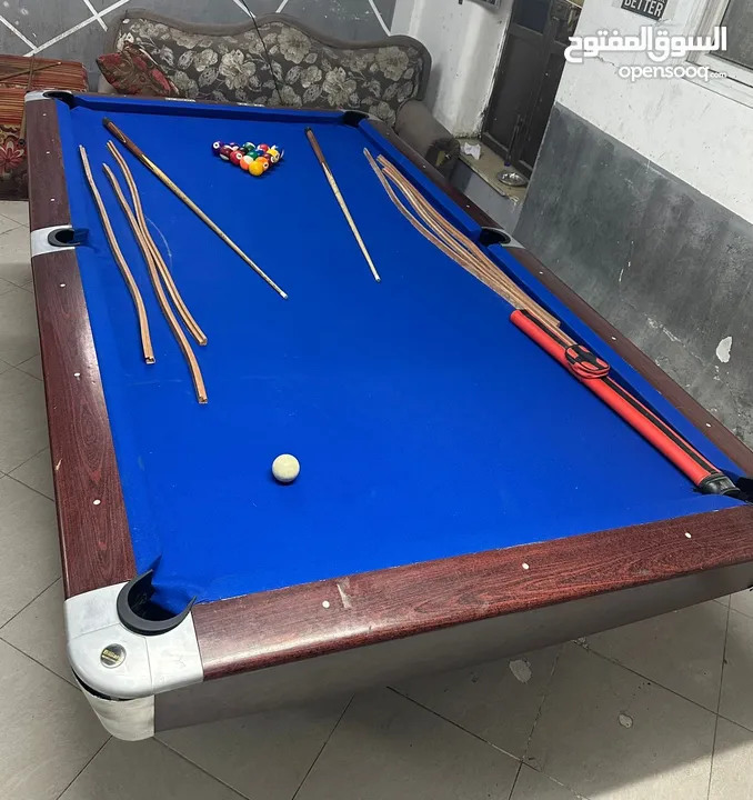 طاولة بلياردو