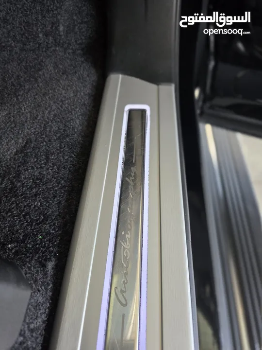 للبيع بسعر منافس...  Range Rover Vogue Autobiography Plug in