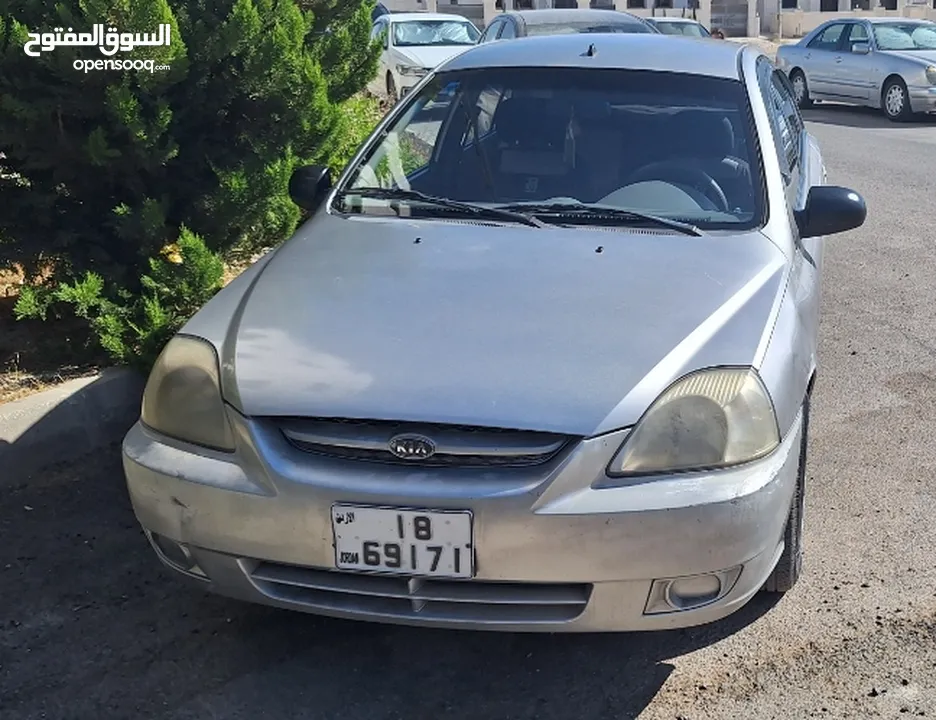 كيا ريو موديل 2005 لون سلفر جير عادي 3 جيد / قصعة شنكل  للبيع كاش فقط