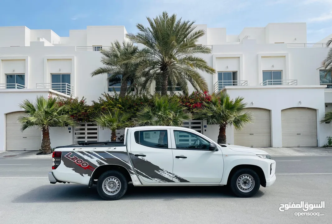 *MITSUBISHI L200*  *Model -  2020* *Km - 120k km* Engine -  Japan  Color – White  *Passing & Insuran