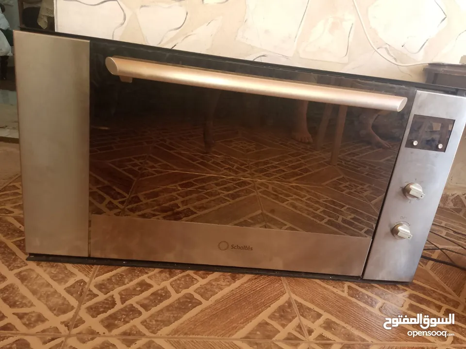 فرن كهربائي إيطالي ماركة Scholtès بحالة ممتازة – حجم كبير 90 سم
