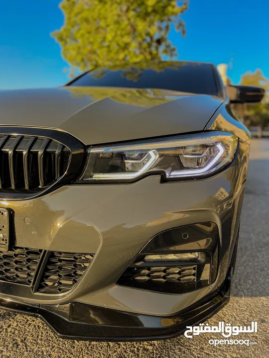 Bmw 330i   20/19