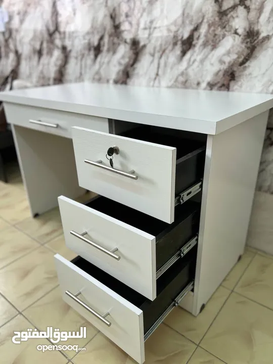 حرقناااا الاسعار للموظفين و الطلاب بأقل تكلفه وفرنالك مكتب 120*60 باجمل التفصيلات خشب مكفول مستورد