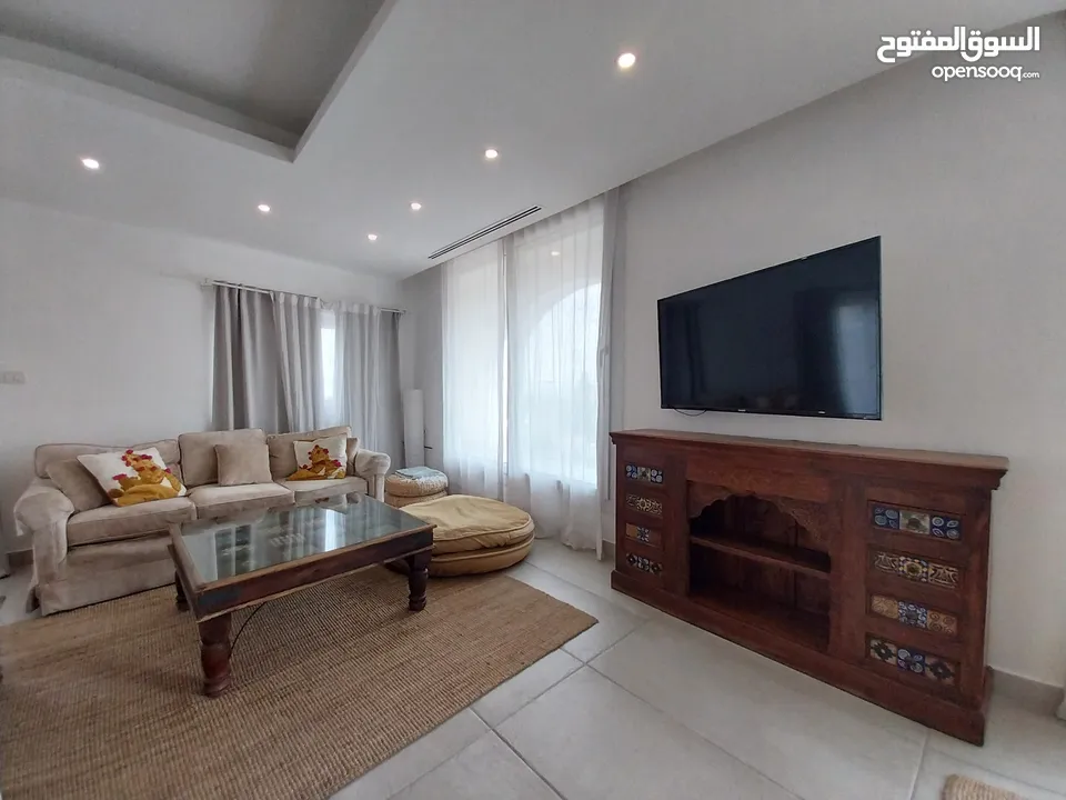 شقة للايجار في الويبده  ( Property 35312 )-175081260