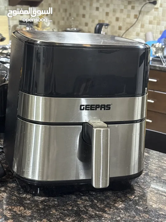 Geepas digital air fryer /model No. GAF37510