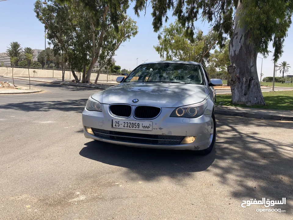 BMW 520i 2008