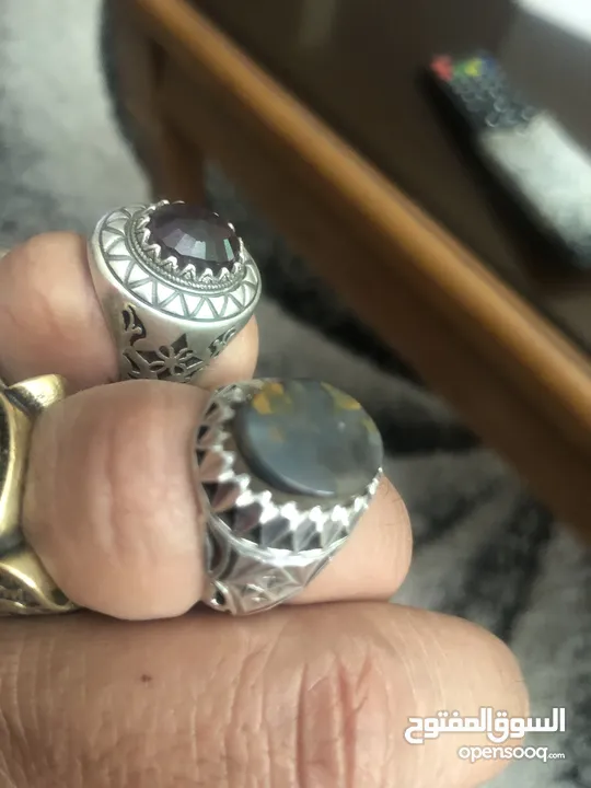 خواتم فضه 925 عدد 4 للبيع قياس 20 22و21 بسعر مغررررري
