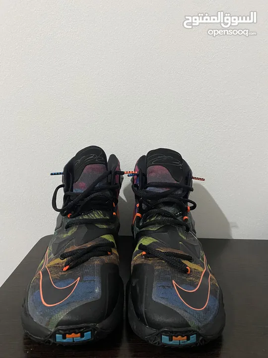 Nike lebron13 akronite used like new basketball shoes