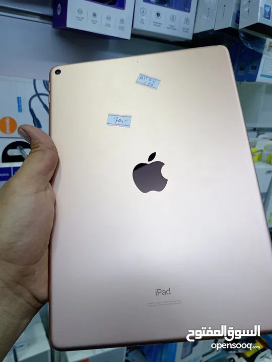 ايباد اير3 بحالة ممتازة Ipad air 3 64 GB wifi