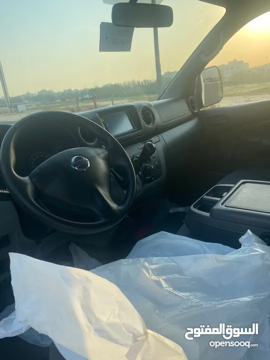 2020  فان نيسان  نقل بضائع Nissan box