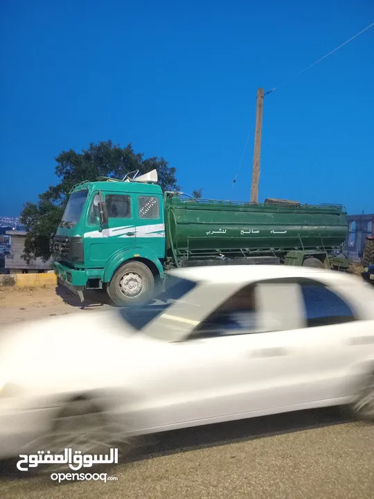 مرسيدس بنز تنك ماء
