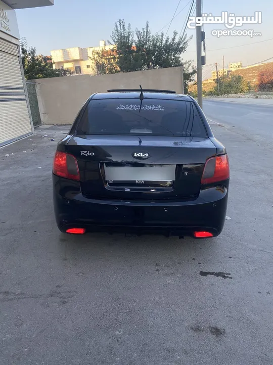 كيا برايد فتحة سقف بنزين 1600اوتماتيك