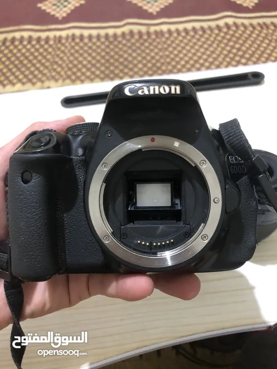 كاميرا Canon 600D مع ثلاث عدسات وشنتة