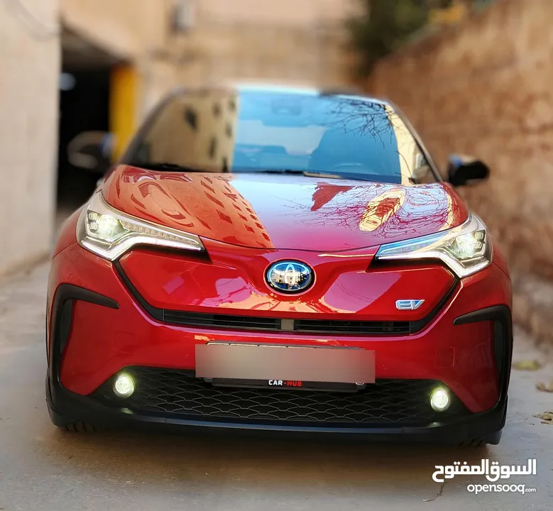تويوتا  chr 2020 كهربائيه بالكامل  فحص كامل  وارد الصين  فل كامل أعلى صنف ويقبل الفحص بجميع المراكز