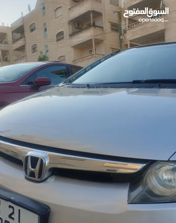 هوندا سيفيك هايبرد 2007 دهان وكالة جديد بتمشي 350 كيلو بالتنكة.