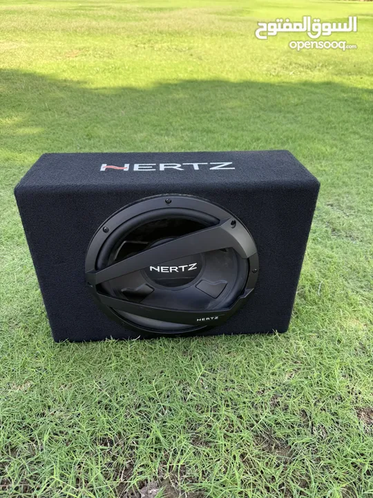 مع الكارتون Hertz Dieci DBX 30.3 Subwoofer