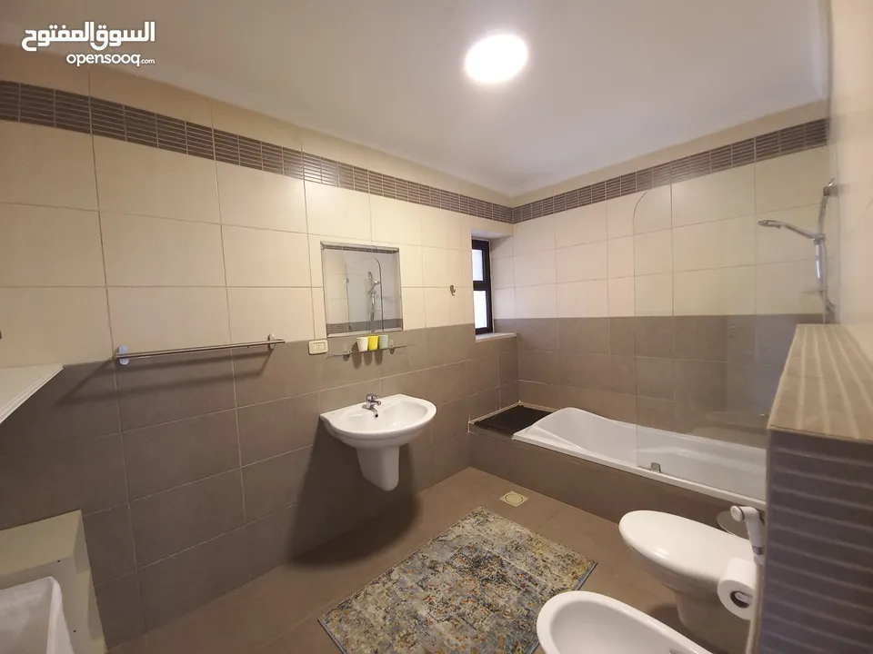 شقة مفروشة للإيجار 160م2 ( Property 16679 ) سنوي فقط