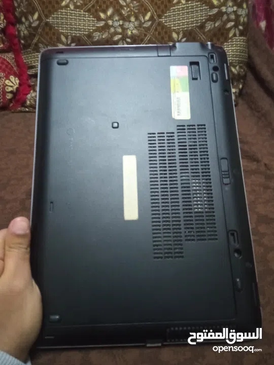 لابتوب hp  المعالج: Intel Core i5-5300U  2.30GHz