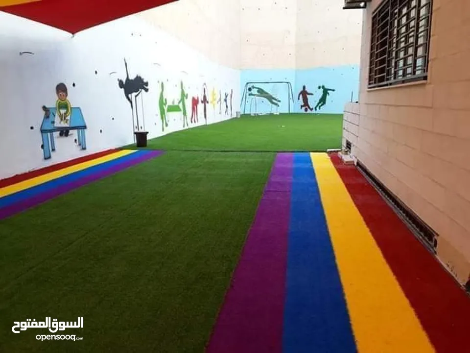 فني تركيب جميع أنواع الموكيت-فني تركيب أرضيات باركيه خشب-تركيب أرضيات bvc-عشب صناعي -بلاط موكيت