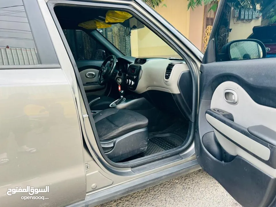 كياسول  موديل (2014)  للبيع واررد بحالة ممتازه  kIA soul for sale in sanaa