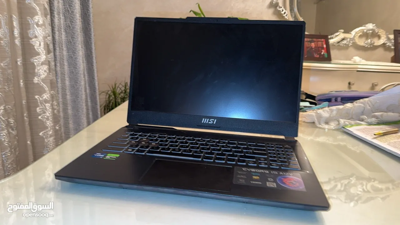 Laptop gaming MSI (Cyborg 15) i7 12th  Rtx 4050 512ssd  لون اسود  مستعمل اقل من شهر  بحالة الوكالة