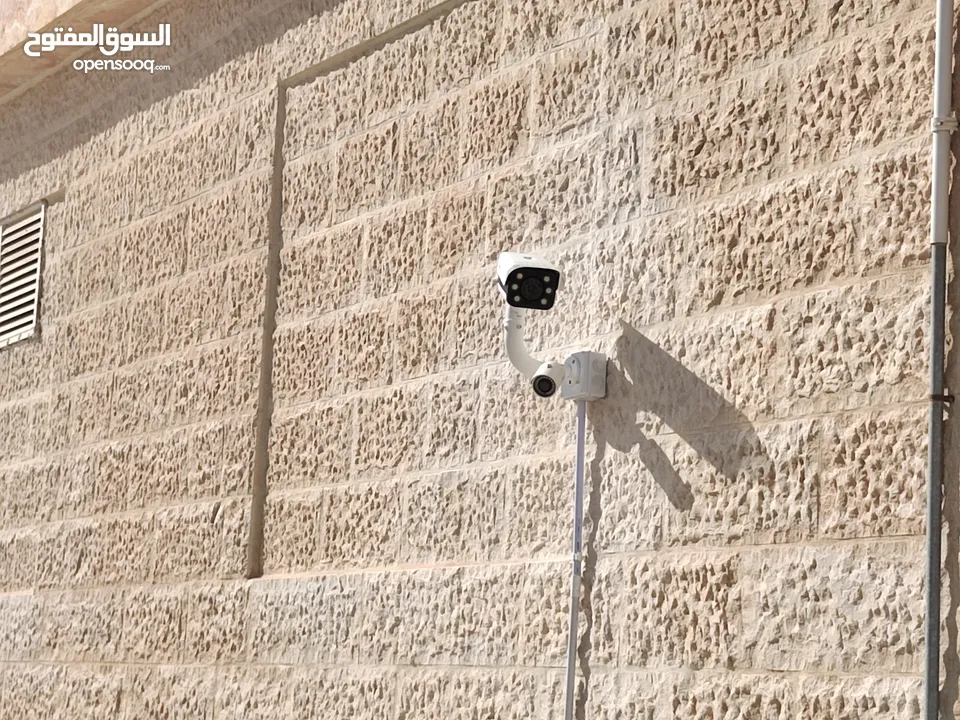 حاجز مقص باب كراج كهربائي للسيارات يعمل بالكاميرا Barrier with camera