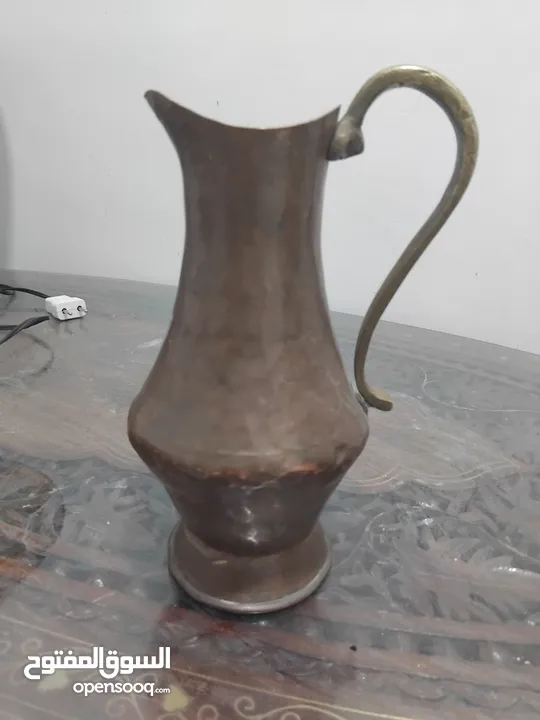 تحف ونحاسيات