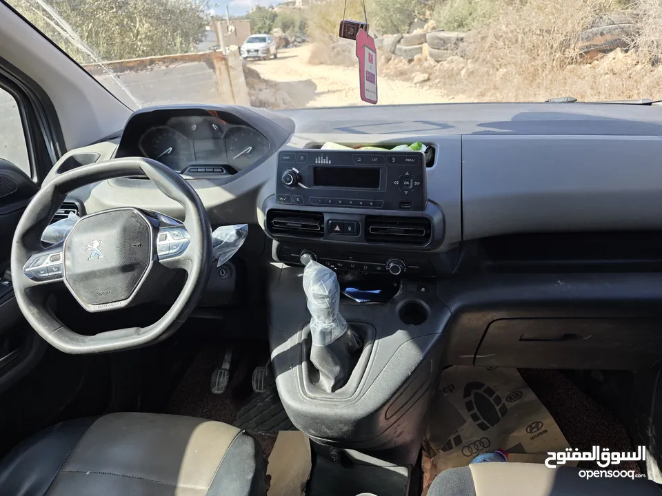 بيجو ريفتر 2019