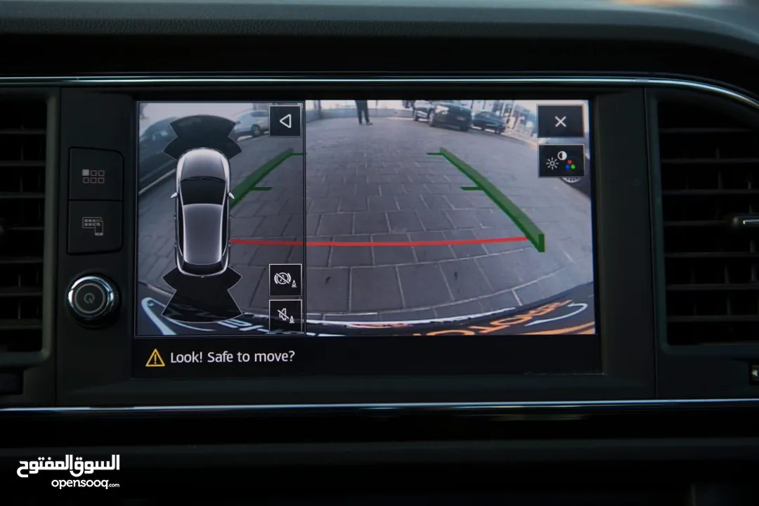 SEAT LEON FR  بانوراما ،اتوماتيك و إضافات كاملة و بسعر مغررررررري2021 عداد قليل