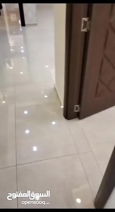 شقة فاخرة 145m للبيع في ارقى مناطق اربد  الحي الشرقي...حي الروضه