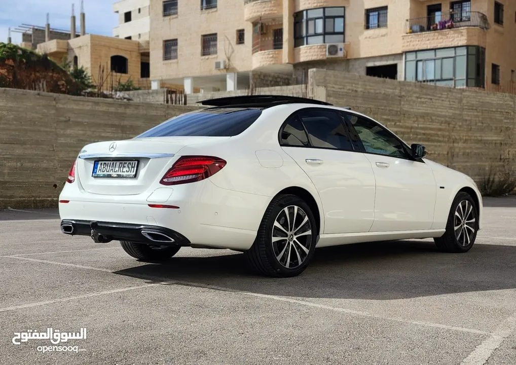 مرسيديس E300 هايبريد بنزين و كهرباء ترخيص 2020