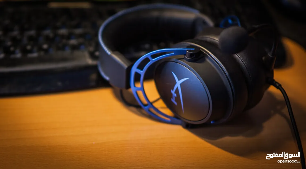 سماعة hyper x alpha s للبيع مستعمله بحاله جيده جدا هايبر اكس الفا س لون ازرق و اسود