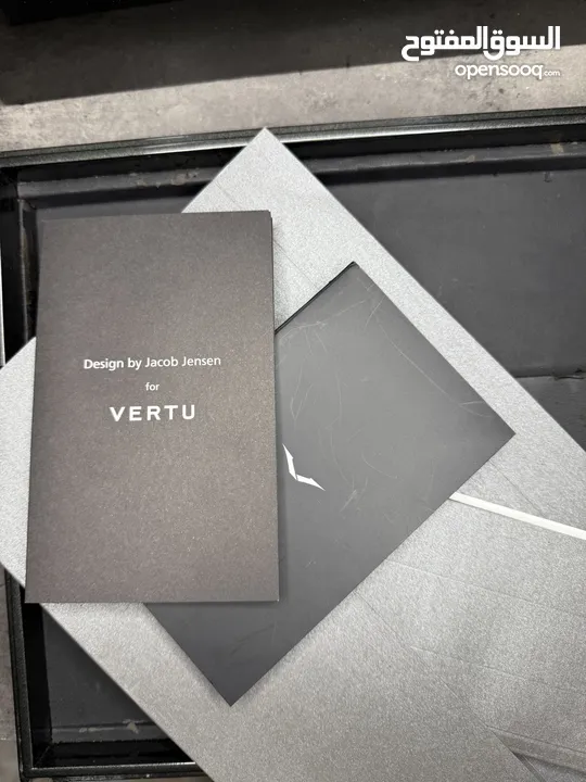 للبيع جهاز فيرتو لمتد ادشن فراري Vertu limited edition Ferrari