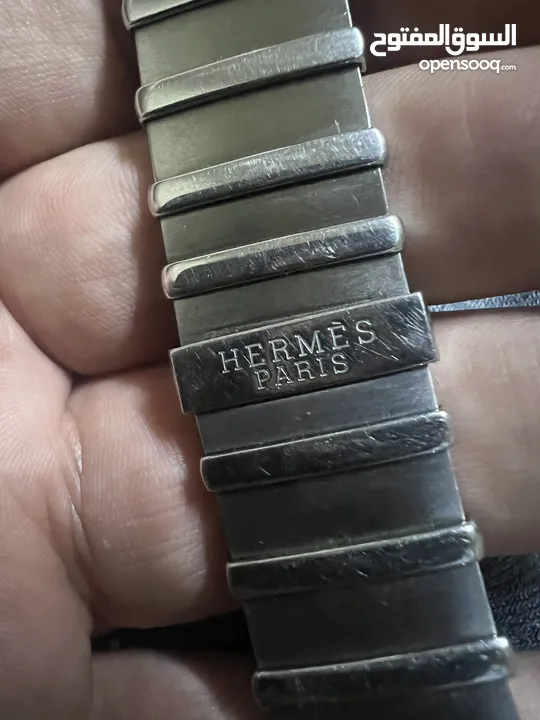 لاصحاب الذوق الرفيع ساعة سويسرية اصلية 100%ماركة هيرميس HERMES  استخدام بسيط جدا بسعر ممتاز