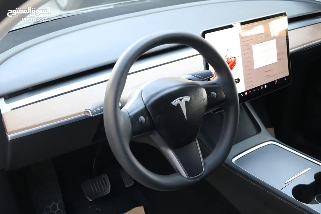 Tesla model y long range dual motor 2023