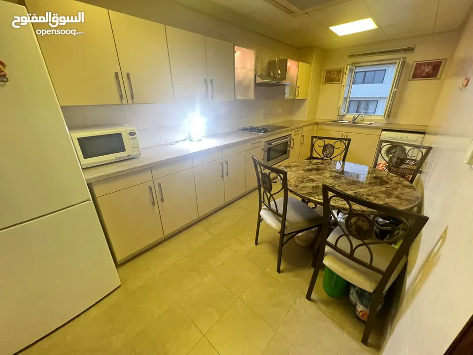 Top Floor 2 Bedrooms, Muscat Hills  شقة غرفتين للتملك الحر مسقط هيلز