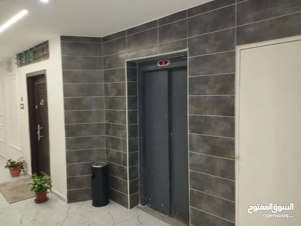 شقة للبيع في الخليل منطقة بئر المحجر