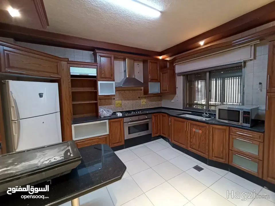 شقة غير مفروشة للإيجار 192م2 ( Property 19037 ) سنوي فقط