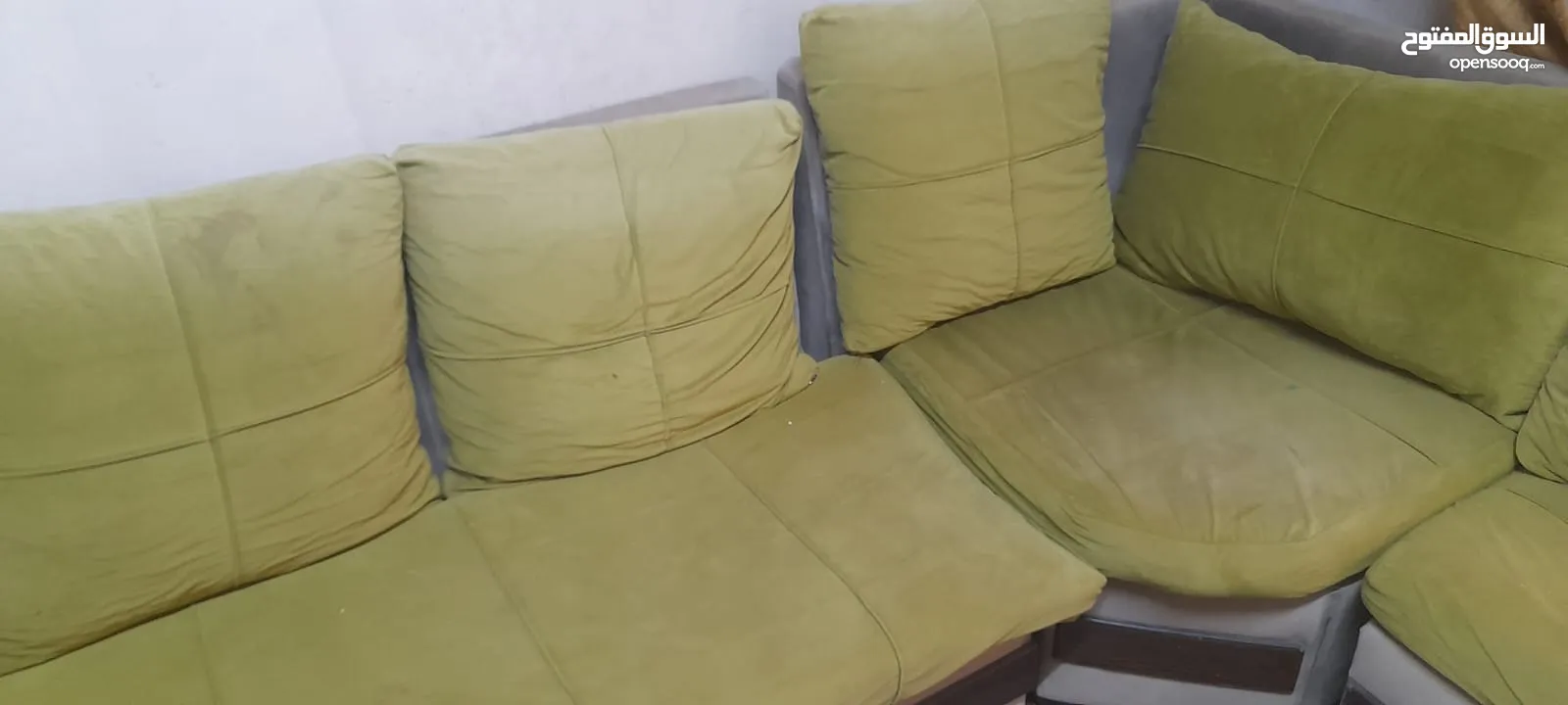 عفش بيت بسعر حرق بداعي العودة الى سوريا