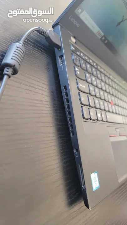 جهاز لاب توب LENOVO بحالة الوكاله مع شاحن وحقيبه وماوس ولوحة مفاتيح اضافيه .