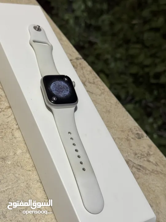 Apple watch series 8